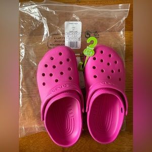 KIDS BRAND NEW CLASSIC CROCS